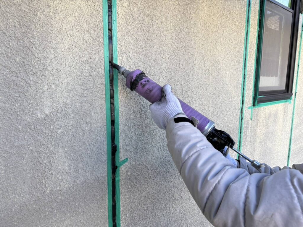 コーキング打ち込み