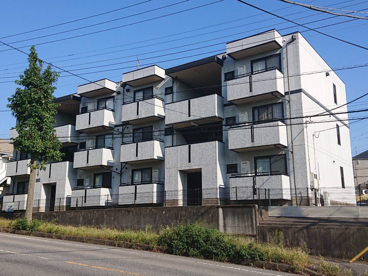 高耐久塗料と防水工事で美観と防水性を向上