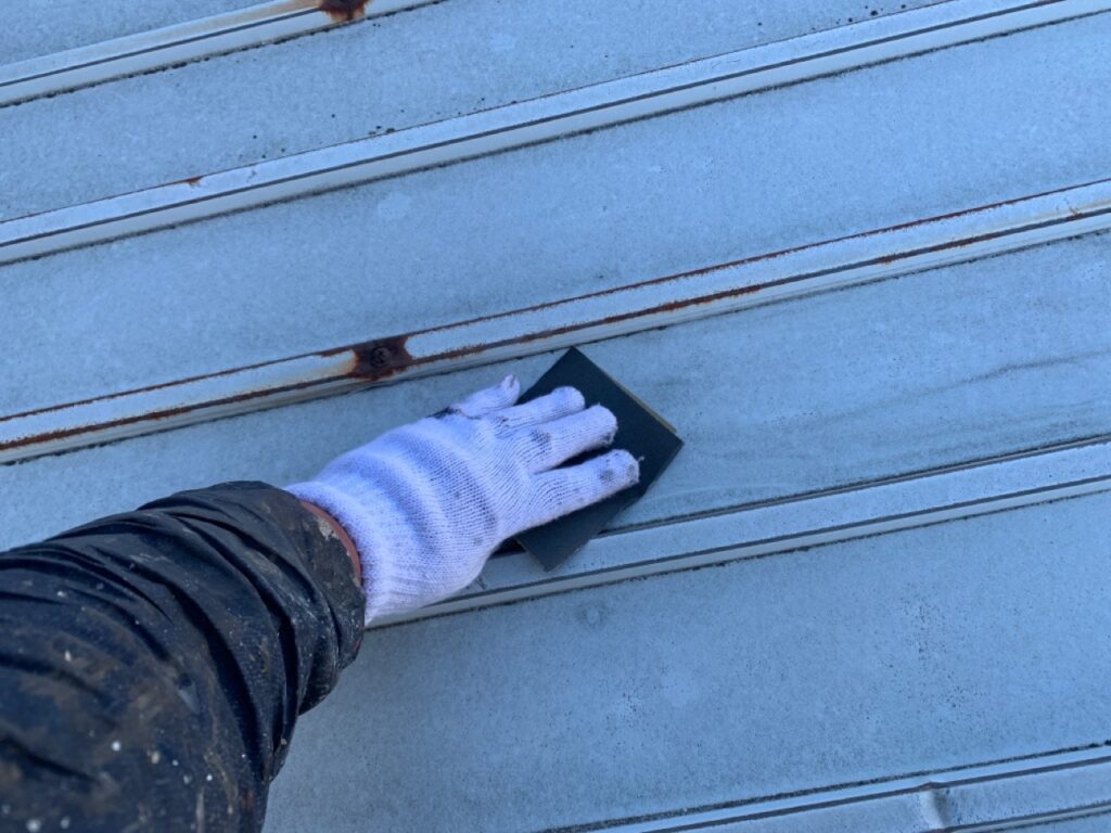 駐輪場屋根研磨