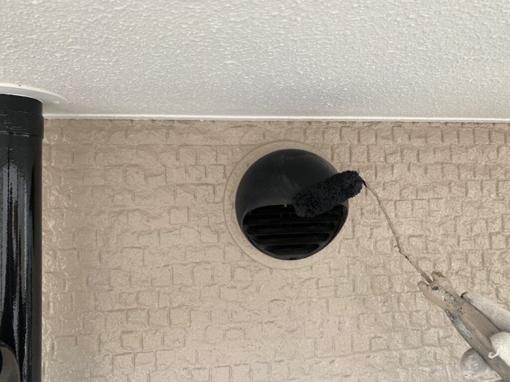換気口塗装1回目