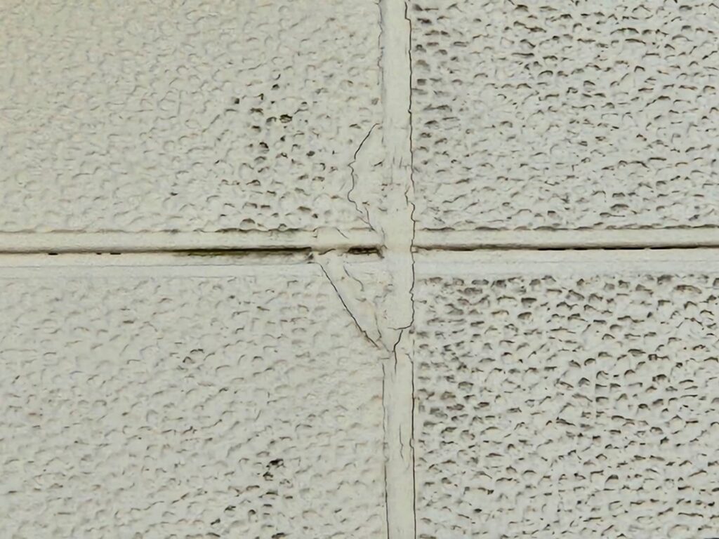 外壁(クラック)