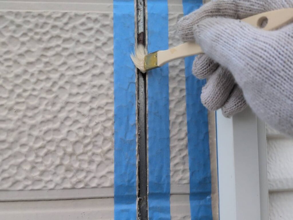 コーキングプライマー塗布