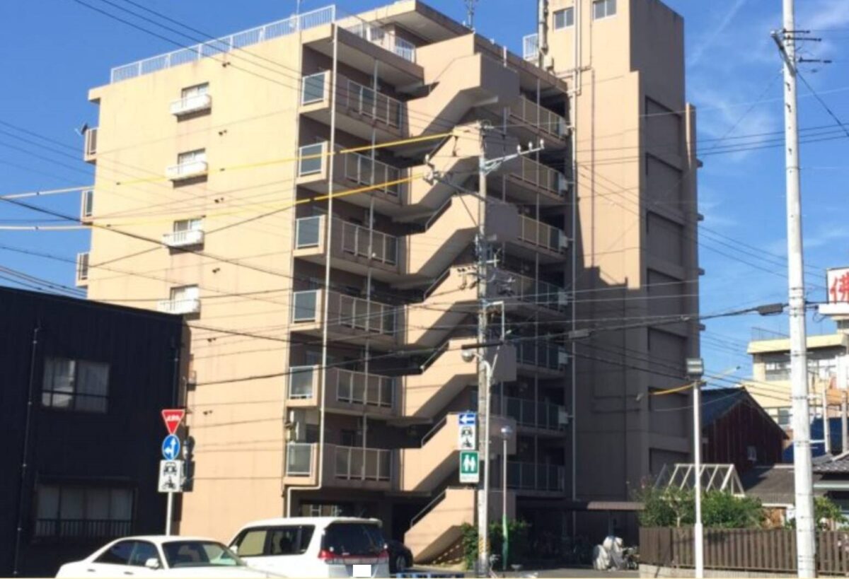 千葉県施工実績No.1の無機塗料でマンションの資産価値を長期間守ります。