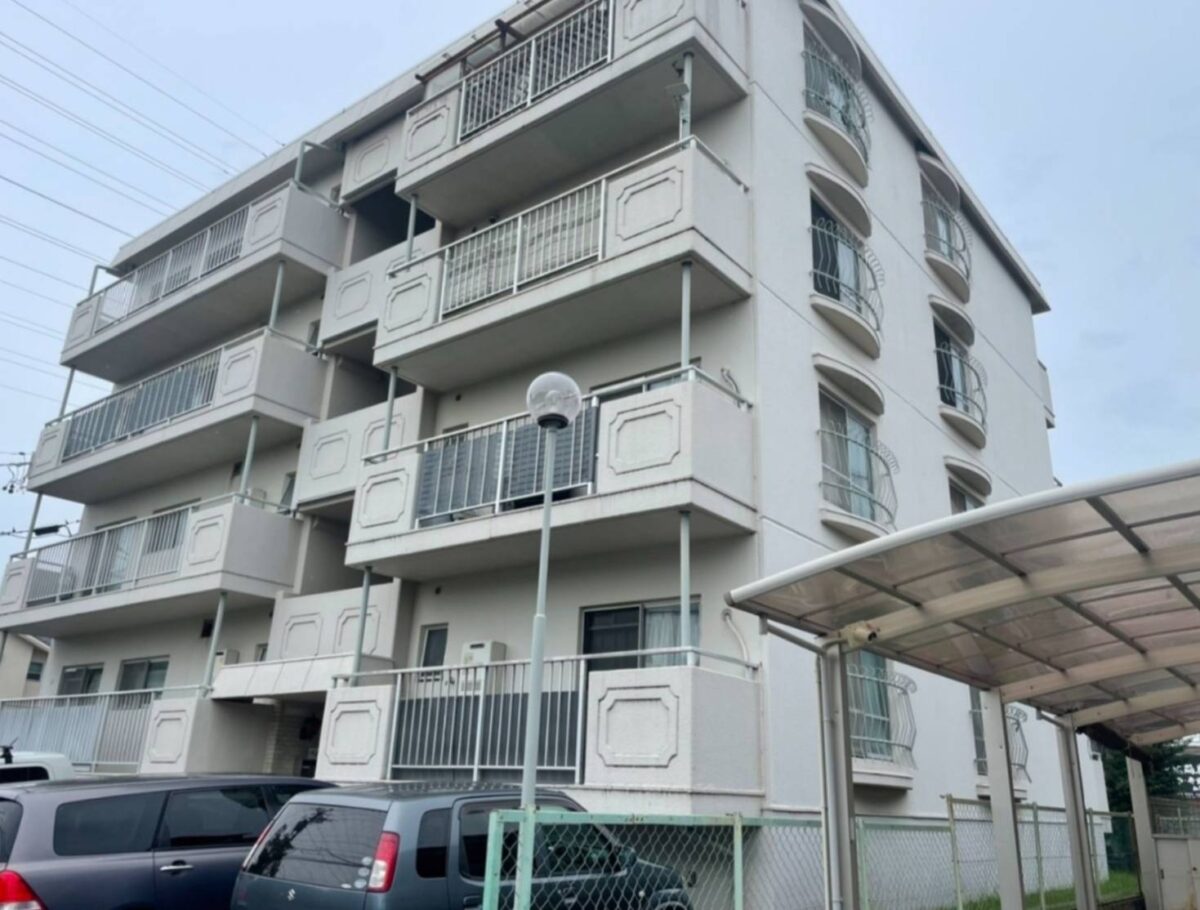 プレミアム無機塗料と高度な下地処理でマンションの資産価値を長く守り抜く