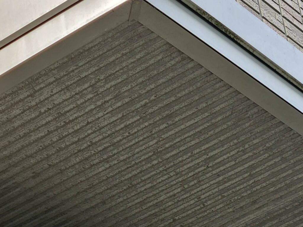 バルコニー下軒天