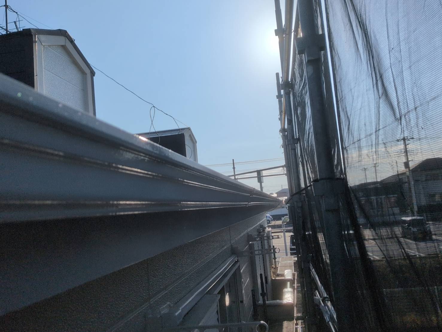 千葉県袖ケ浦市アパートA棟　付帯塗装（破風・横樋・縦樋塗装）