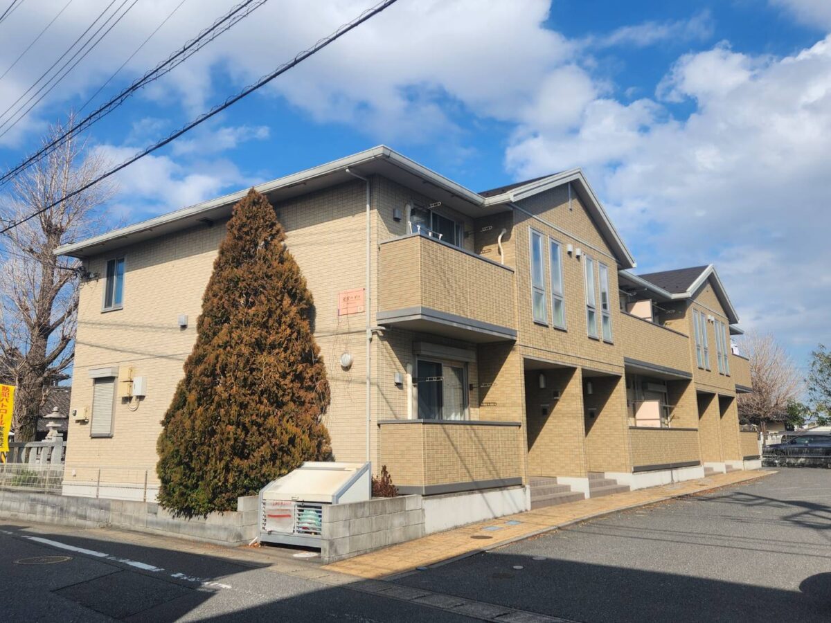 超耐候の無機塗料で美観と耐久性を実現し入居者様も安心のアパートへ