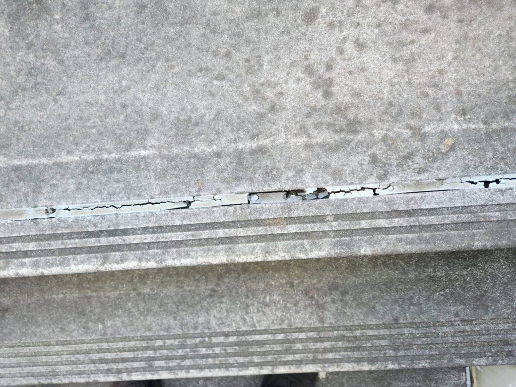 階段・通路床コーキング