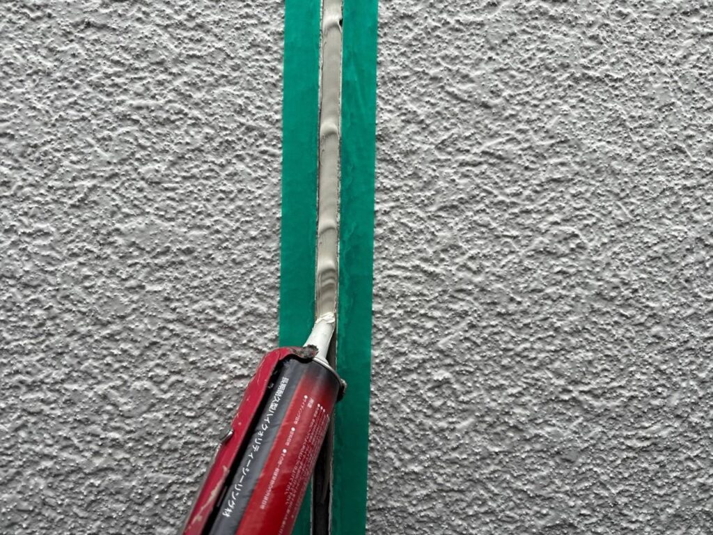 コーキング打ち込み