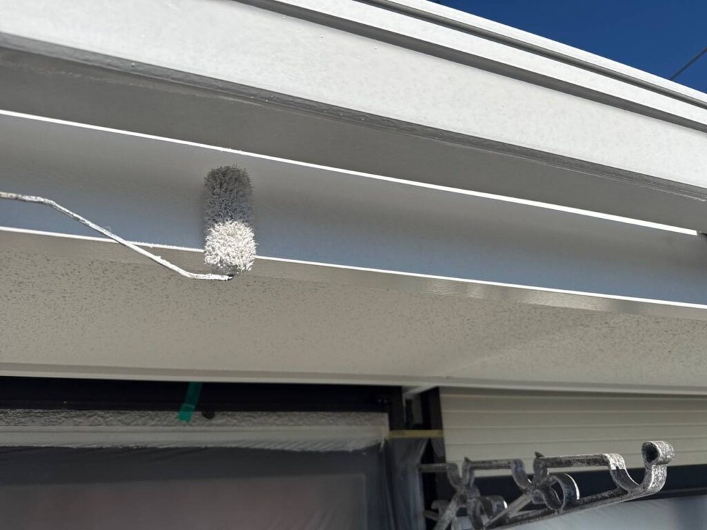 上塗り(鼻隠し)