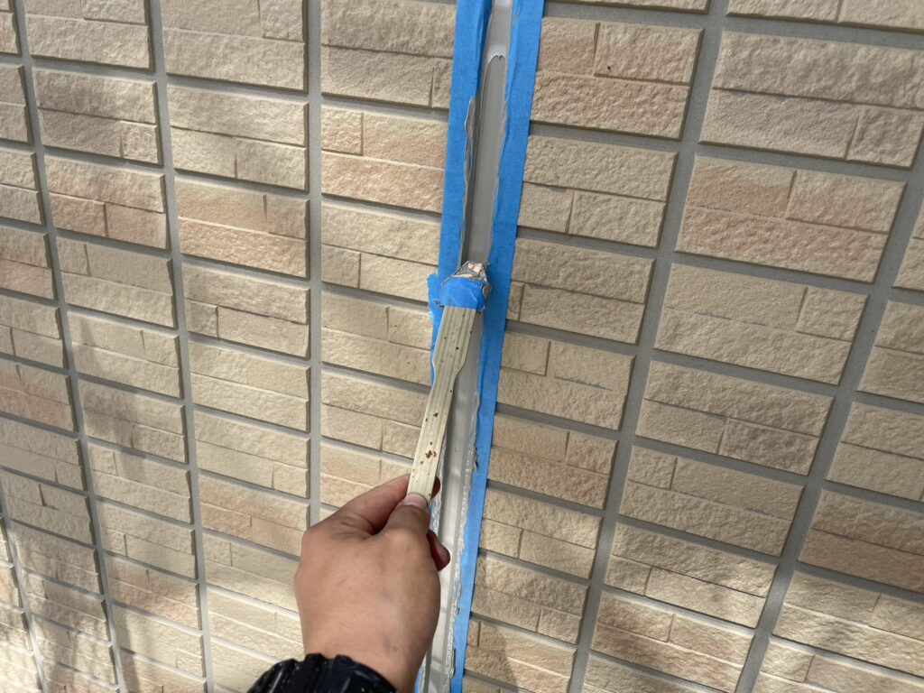 コーキング打ち込み・へら押え