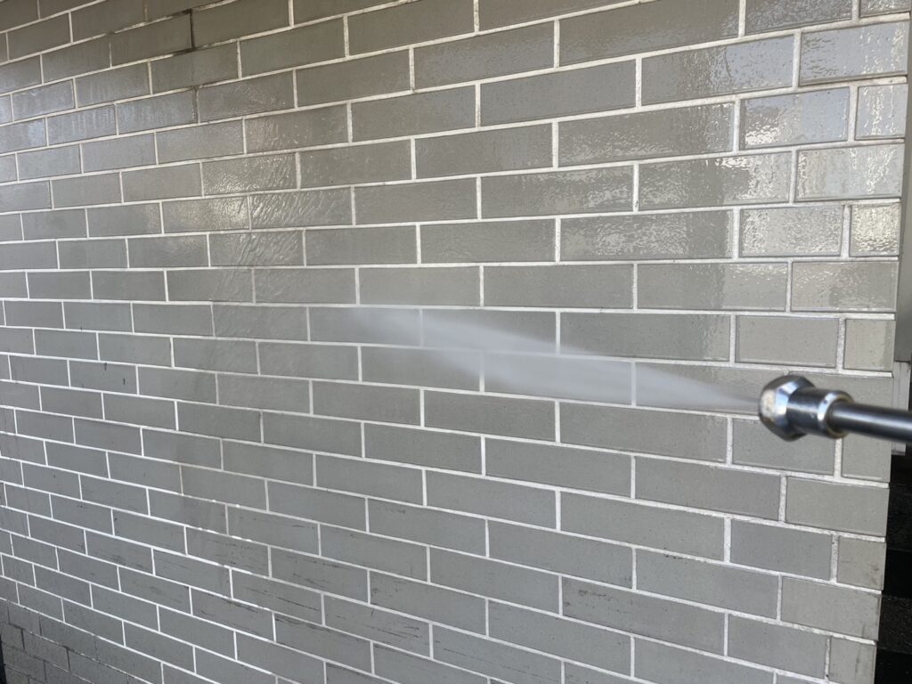 外壁(タイル面)