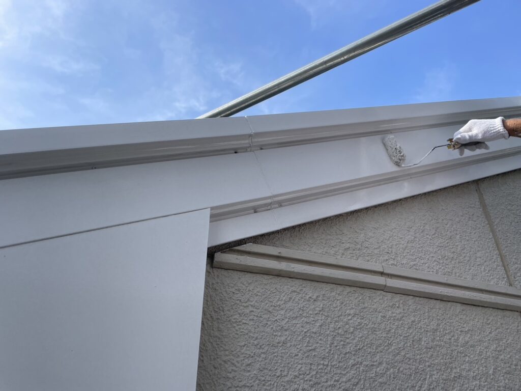 塗装2回目(破風板)