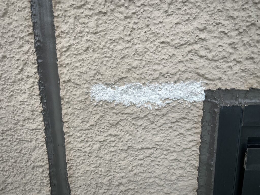 下地処理(クラック補修)