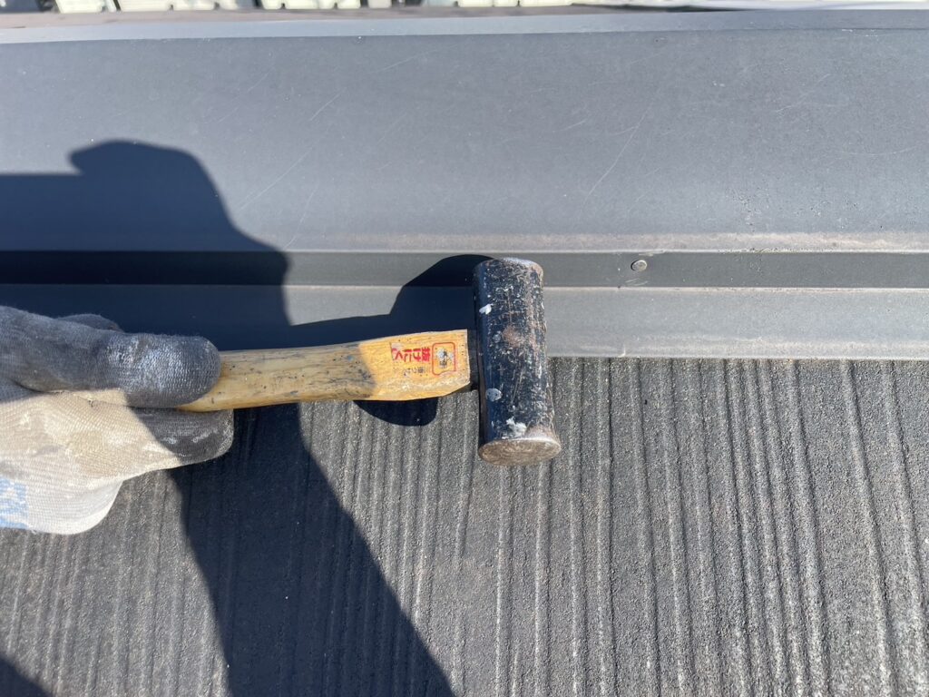 下地処理(屋根棟釘頭打ち)