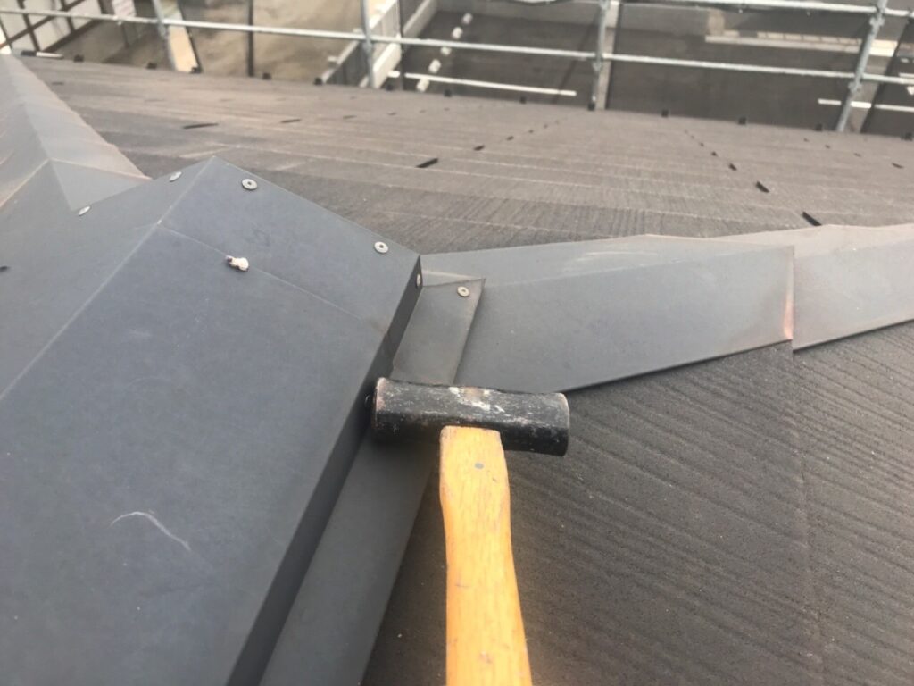 下地処理(釘頭打ち)