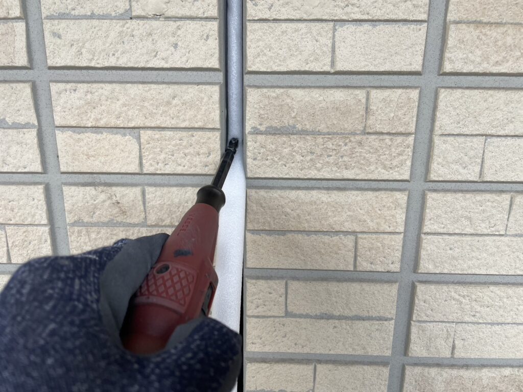 パッキン施工中