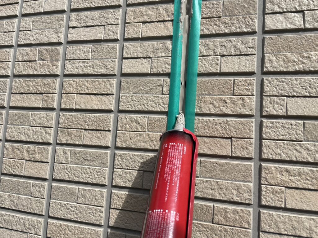 コーキング打ち込み