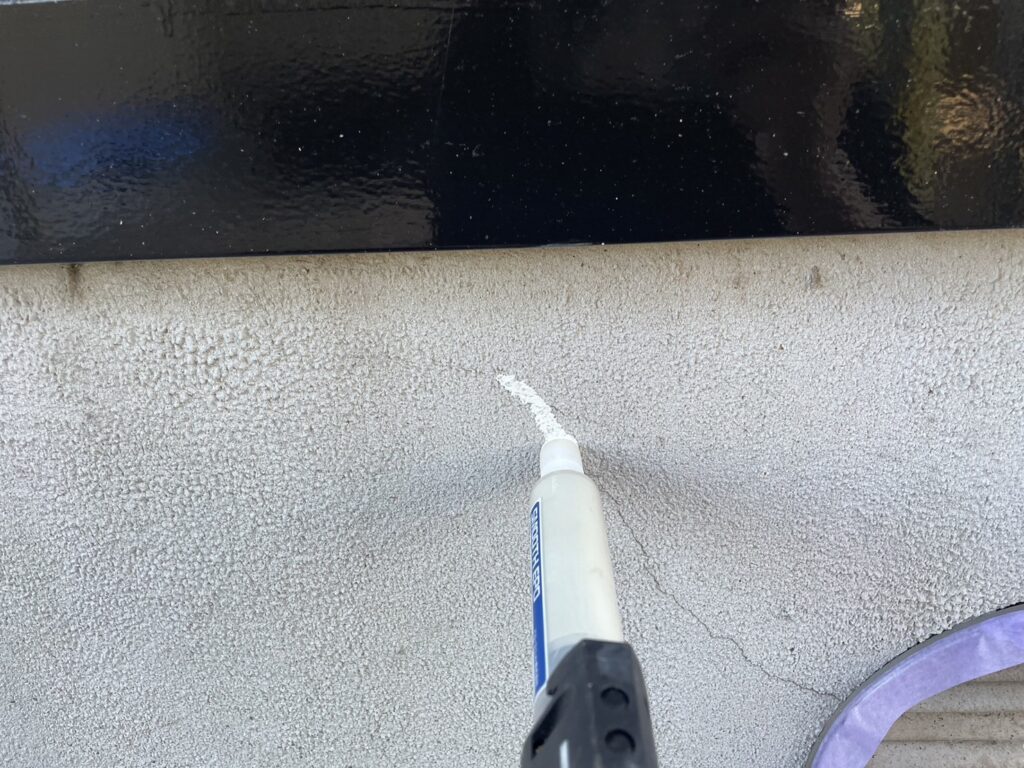 下地処理(クラック補修)